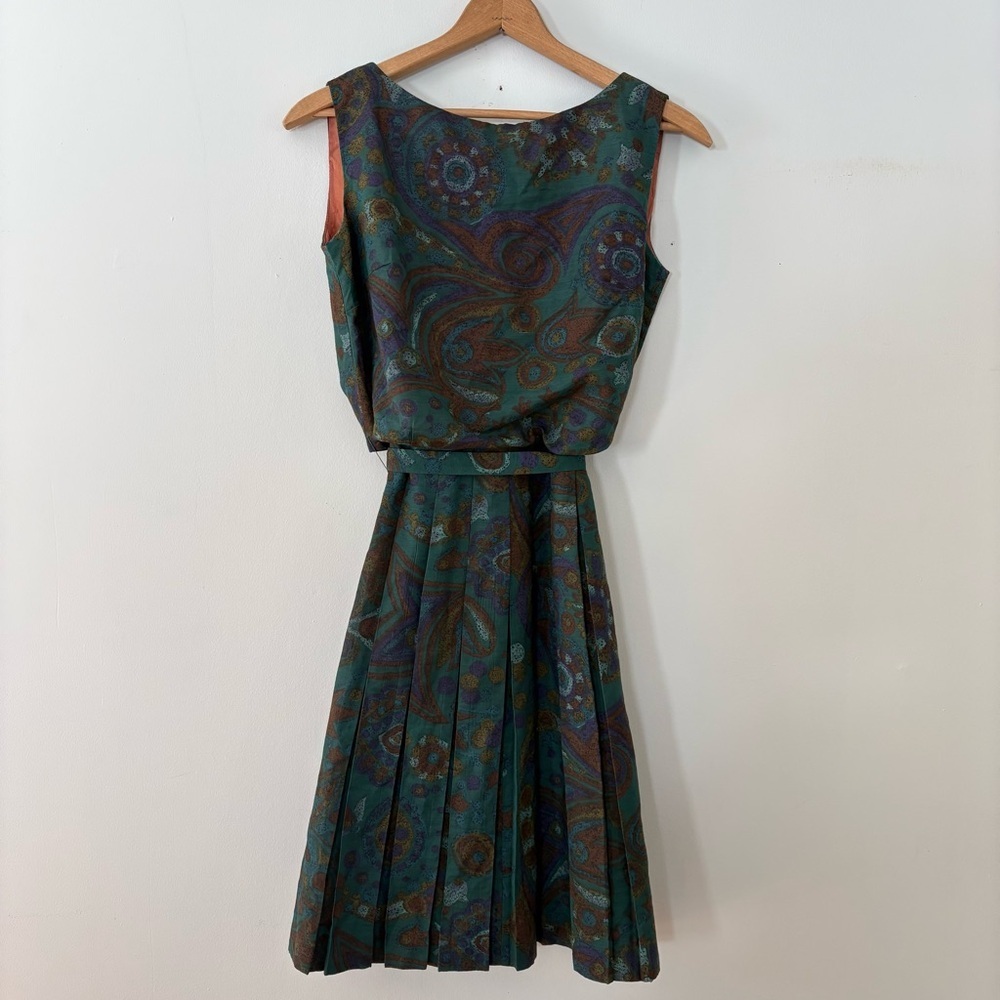 Vintage 50s 60s Paisley Dress ILGWU Teal Pleated Full Skirt Retro Sleeveless